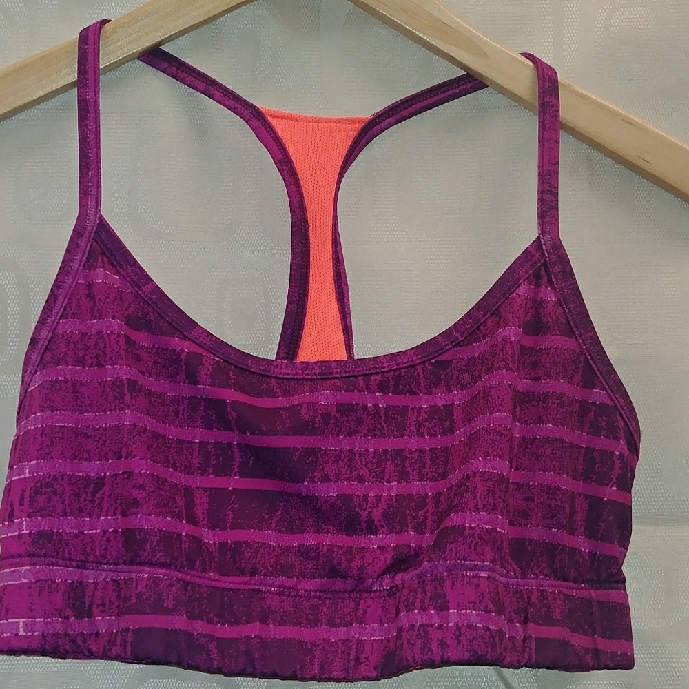 Sports bra